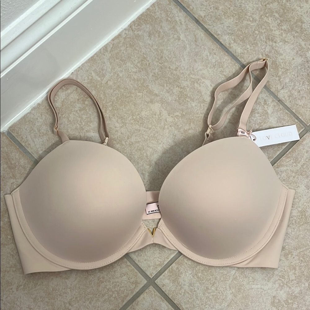 Victoria's Secret Cream Bra Intimates Push-Up